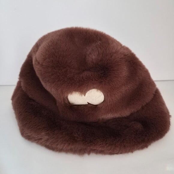Nike Naomi Osaka ApexFaux fur Hat FJ6302-259 Size S - Picture 4 of 4